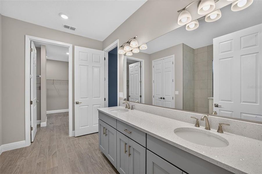 Furnished interior view inside a new home in , Ocala (Image 10).