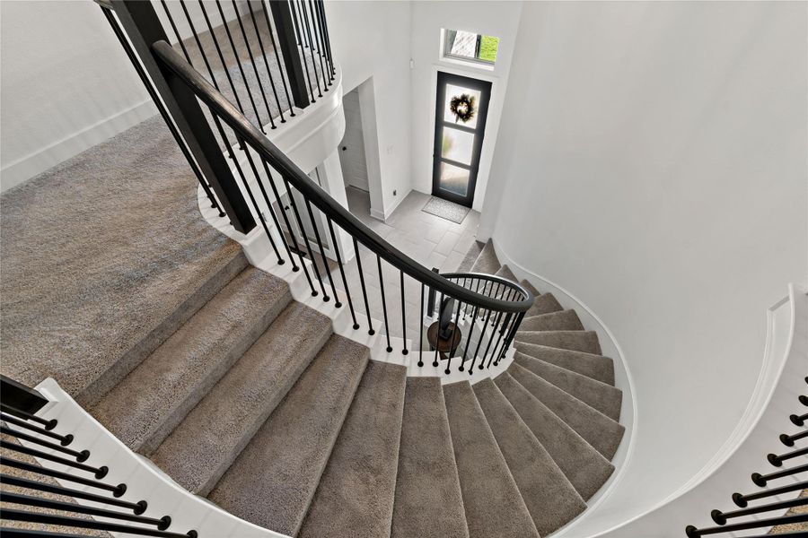 Sweeping Staircase Sweeping Staircase