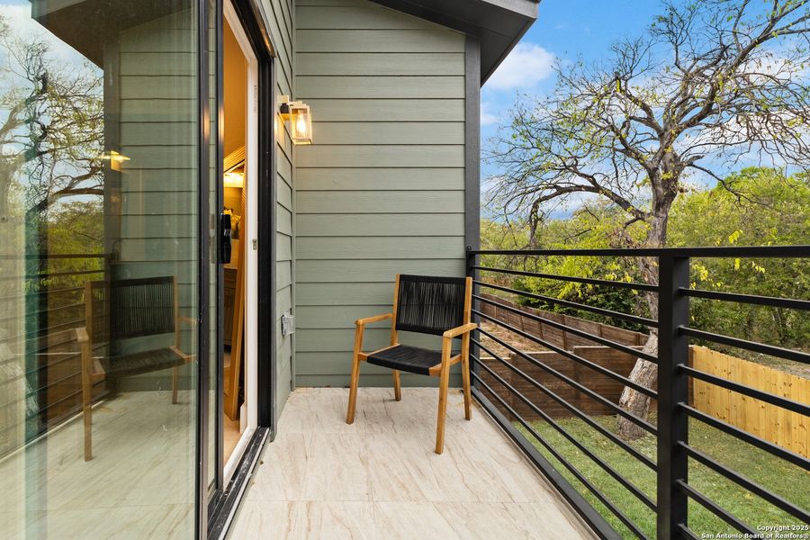 Exterior details and patio area of a home in , San Antonio (Image 30).