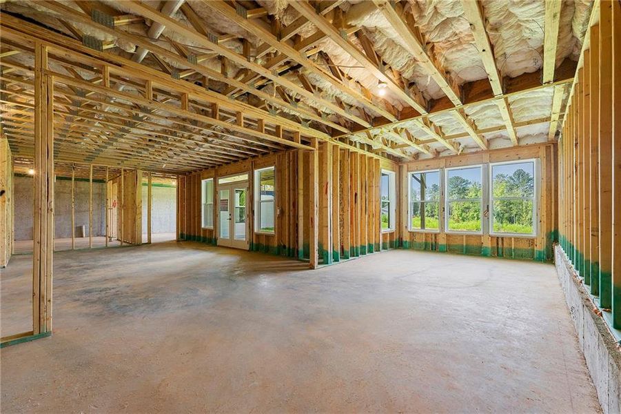 Spacious, unfurnished interior of a new home in Cresswind Georgia at Twin Lakes, Hoschton (Image 22). Spacious, unfurnished interior of a new home in Cresswind Georgia at Twin Lakes, Hoschton (Image 22).