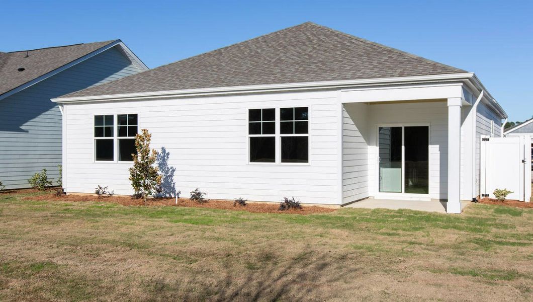 Representative exterior details of a home built from the Kerry by D.R. Horton in Cedar Hill Landing, Navassa (Image 4).