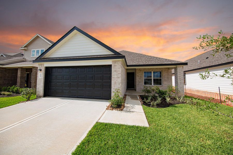 Image 19 of a home in Granger Pines.
