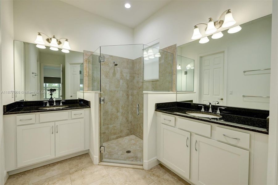 Furnished interior view inside a new home in , Port St. Lucie (Image 9).