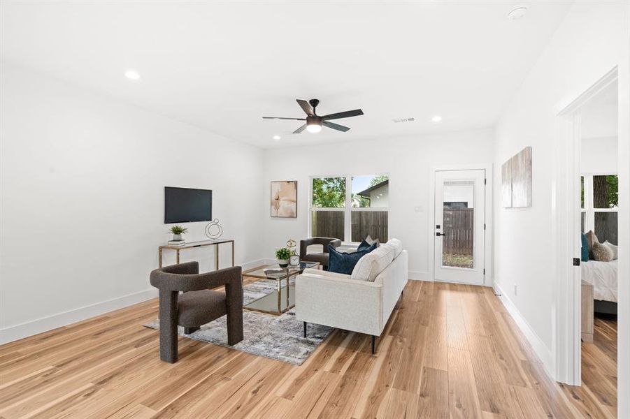 Furnished interior view inside a new home in , Dallas (Image 10). Furnished interior view inside a new home in , Dallas (Image 10).