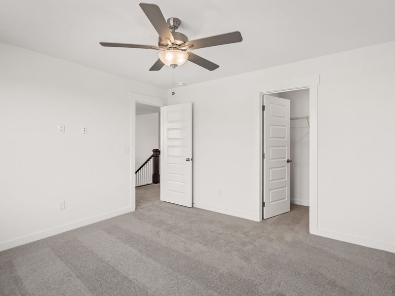 Spacious, unfurnished interior of a new home in Benders Cove, Mount Juliet (Image 43).
