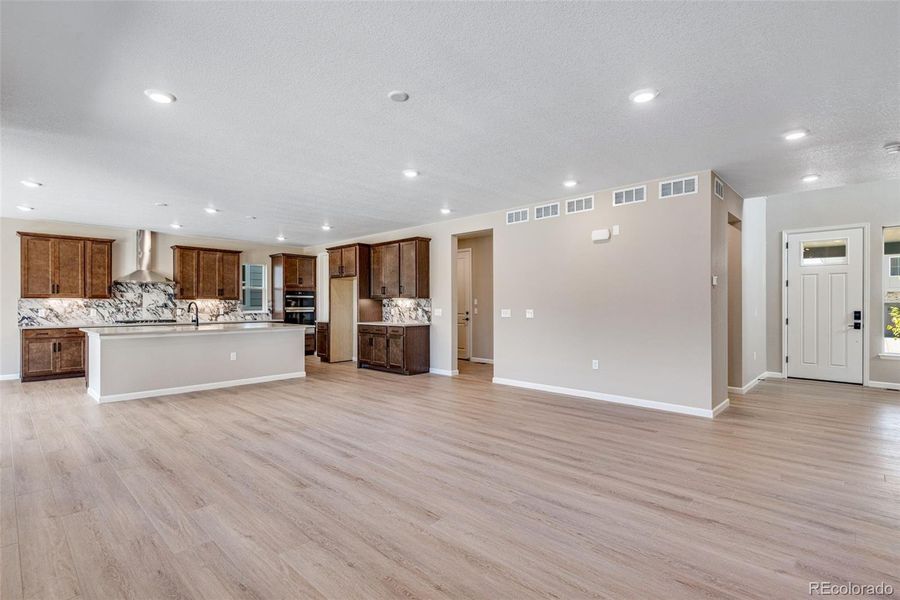 Spacious, unfurnished interior of a new home in Ensemble at The Aurora Highlands, Aurora (Image 38). Spacious, unfurnished interior of a new home in Ensemble at The Aurora Highlands, Aurora (Image 38).