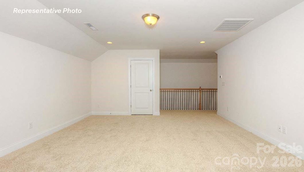 Spacious, unfurnished interior of a new home in Sylvan Creek, Denver (Image 6). Spacious, unfurnished interior of a new home in Sylvan Creek, Denver (Image 6).