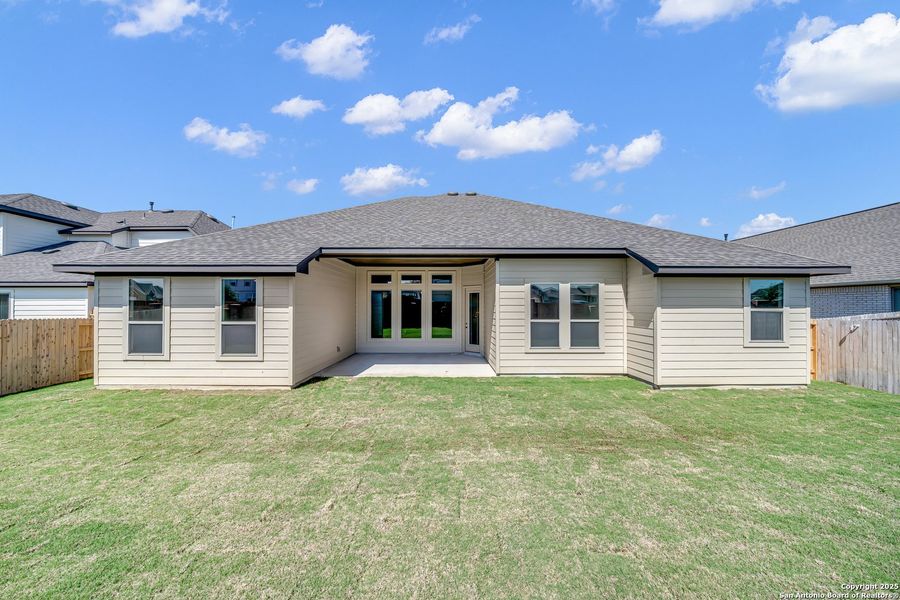 Exterior details and patio area of a home in Buffalo Crossing, Cibolo (Image 3). Exterior details and patio area of a home in Buffalo Crossing, Cibolo (Image 3).