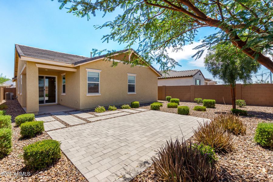 32 Trumbull 32 Trumbull