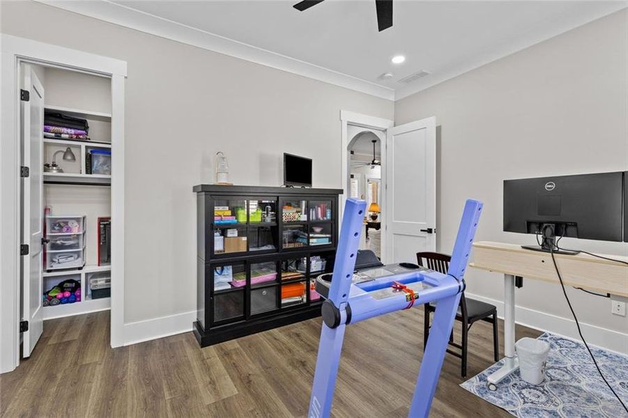 Furnished interior view inside a new home in , Bethlehem (Image 50).