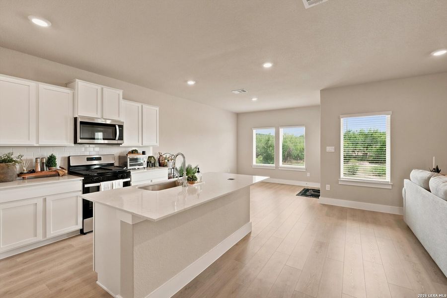 Furnished interior view inside a new home in Copper Canyon, Bulverde (Image 15).