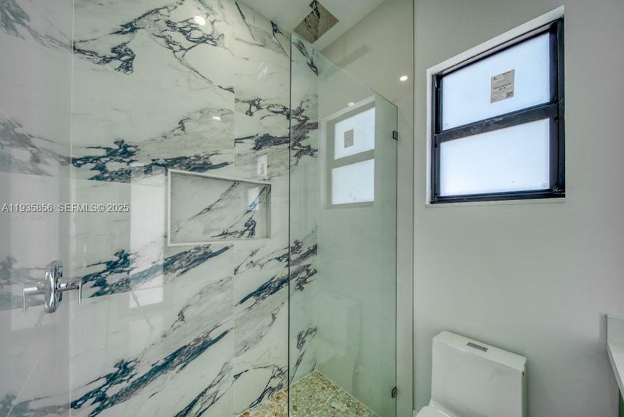 Furnished interior view inside a new home in , Cape Coral (Image 50).