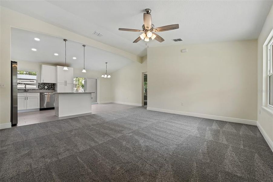 Spacious, unfurnished interior of a new home in , Orange City (Image 24).