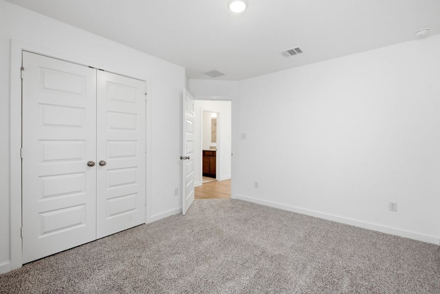 Spacious, unfurnished interior of a new home in Gourd Creek, Bryan (Image 10). Spacious, unfurnished interior of a new home in Gourd Creek, Bryan (Image 10).