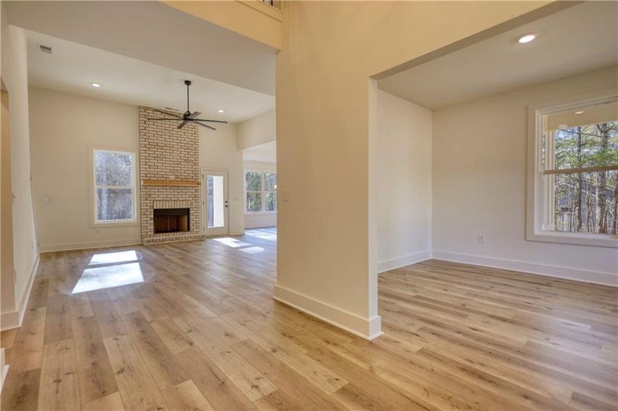 Spacious, unfurnished interior of a new home in , Mansfield (Image 44).