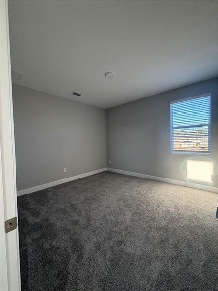 Spacious, unfurnished interior of a new home in Center Lake on the Park, St. Cloud (Image 20).