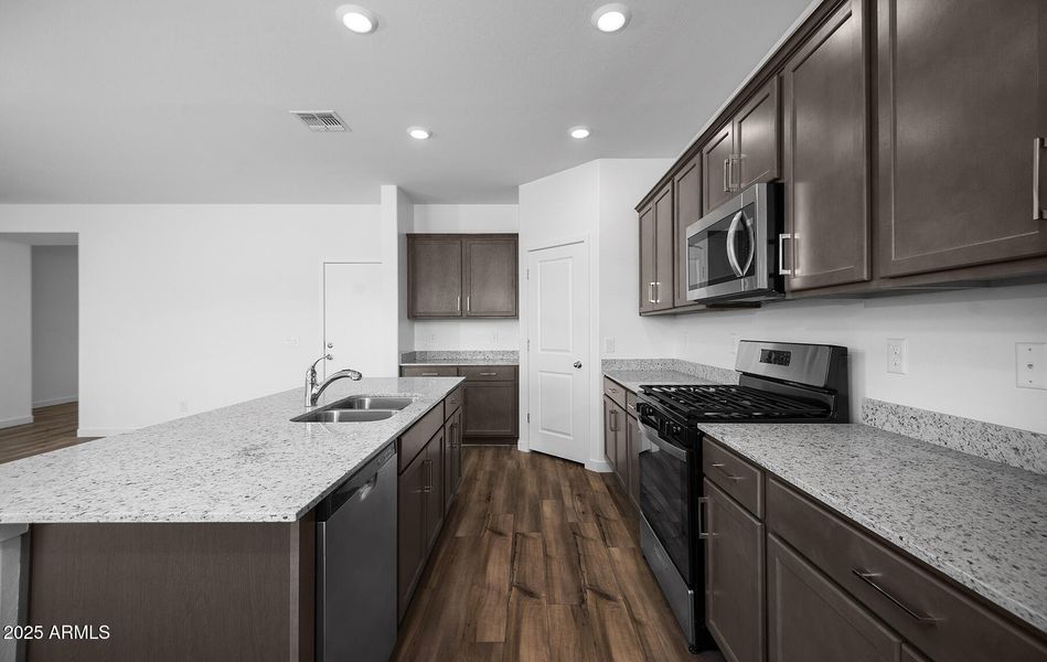 Southwest_Stafford_C_L_011 Southwest_Stafford_C_L_011