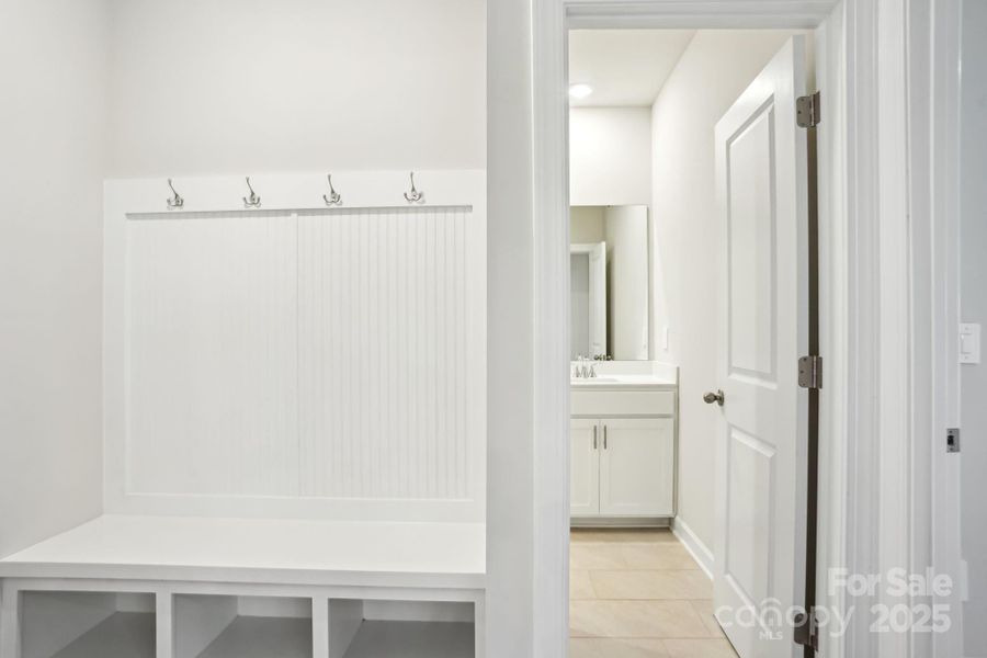 Photo is not of the actual home, but is an inspirational photo of builder’s model home and may depict options, furnishings, and/or decorator features that are not included Photo is not of the actual home, but is an inspirational photo of builder’s model home and may depict options, furnishings, and/or decorator features that are not included