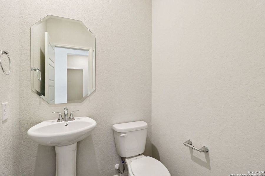 Image 40 of a home in Fox Falls. Image 40 of a home in Fox Falls.