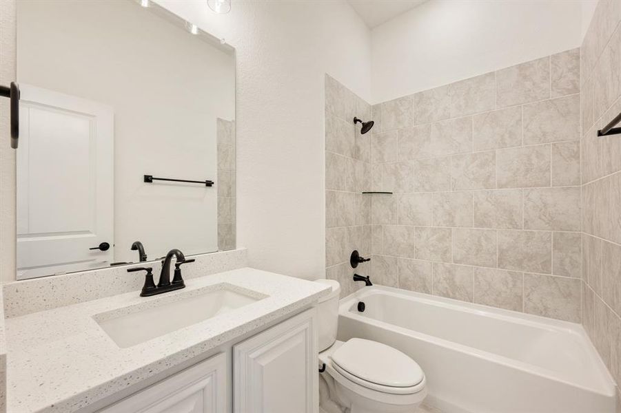 Furnished interior view inside a new home in Rockwood 90, Mansfield (Image 13). Furnished interior view inside a new home in Rockwood 90, Mansfield (Image 13).