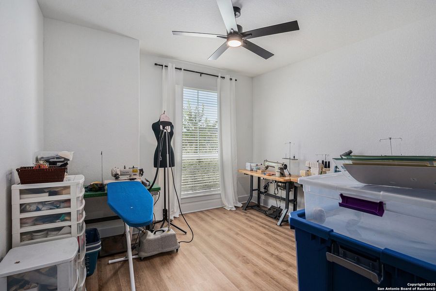 Furnished interior view inside a new home in Mesa Western, Cibolo (Image 24).
