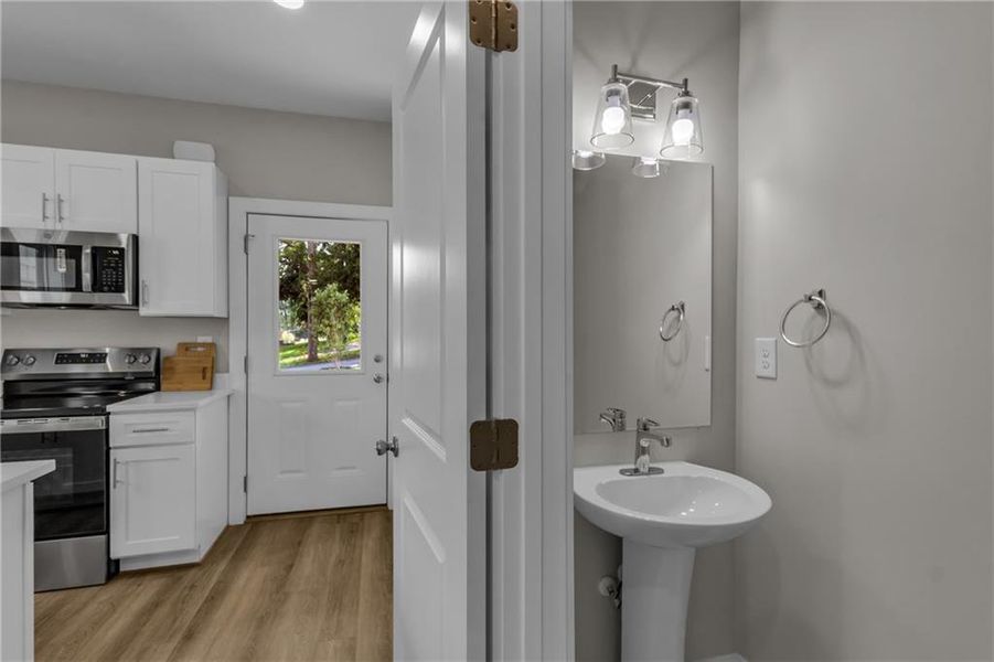 Furnished interior view inside a new home in , Atlanta (Image 17).