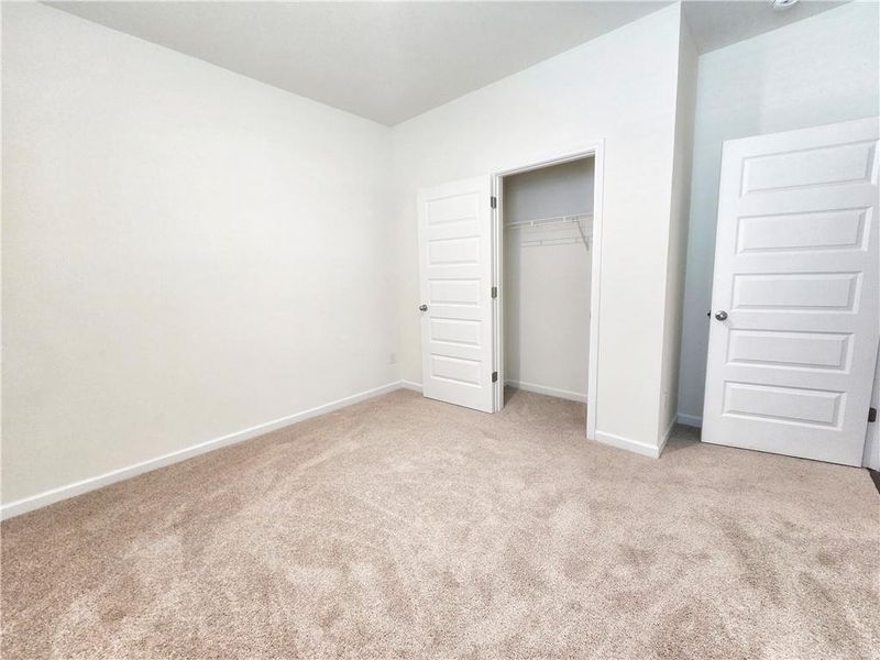 Spacious, unfurnished interior of a new home in Oakchase at Hampton, Hampton (Image 32).