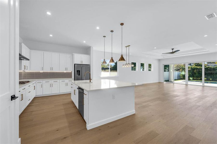 Furnished interior view inside a new home in , Orlando (Image 11).