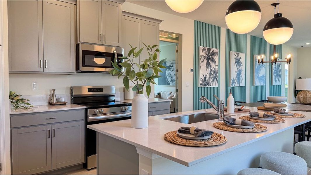 1714 Alexia Kitchen 1of2 F1 5 2 25