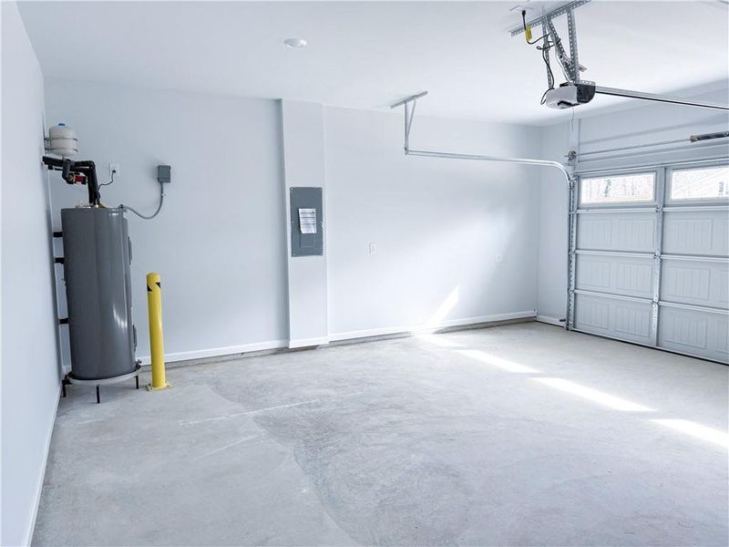 Spacious, unfurnished interior of a new home in , Douglasville (Image 41).