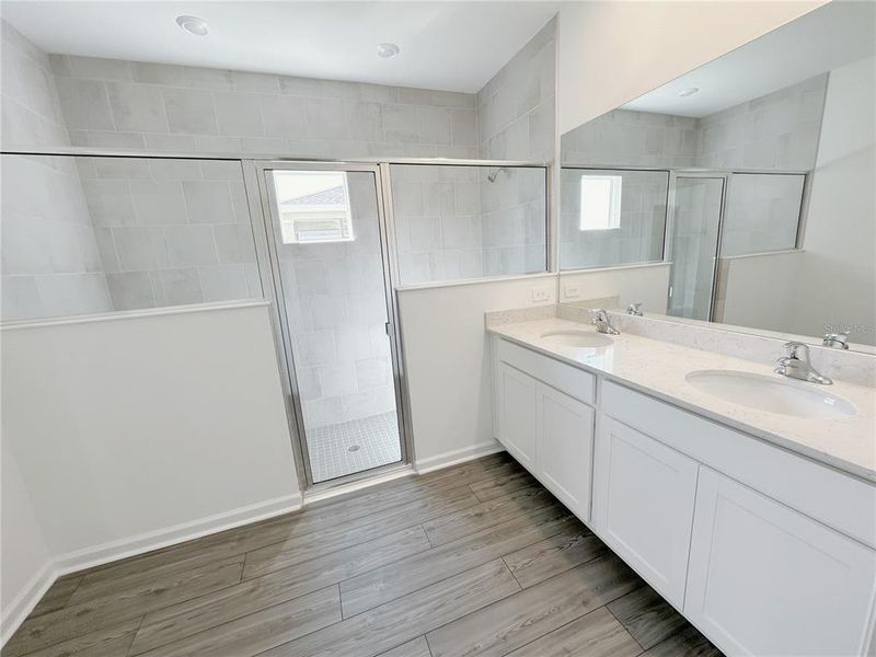 Furnished interior view inside a new home in , Ocala (Image 5).