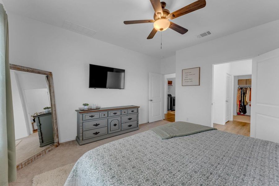 Furnished interior view inside a new home in Thunder Rock, Marble Falls (Image 22). Furnished interior view inside a new home in Thunder Rock, Marble Falls (Image 22).