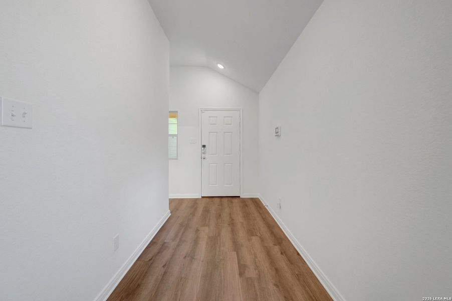 Spacious, unfurnished interior of a new home in Park Place, New Braunfels (Image 34).