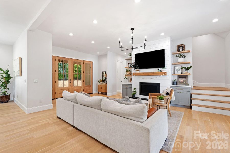 Furnished interior view inside a new home in , Rockwell (Image 15).