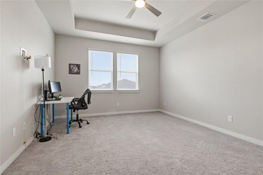 Spacious, unfurnished interior of a new home in University Heights, Round Rock (Image 20).
