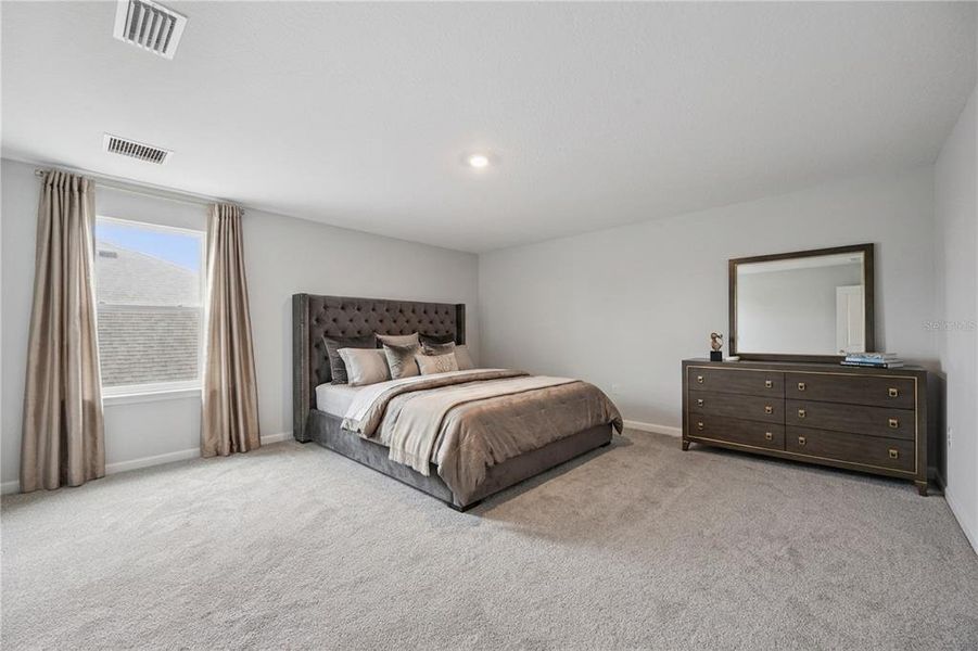 Furnished interior view inside a new home in Talichet, Howey-in-the-Hills (Image 31).