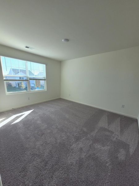 Spacious, unfurnished interior of a new home in , Ridgeville (Image 6).