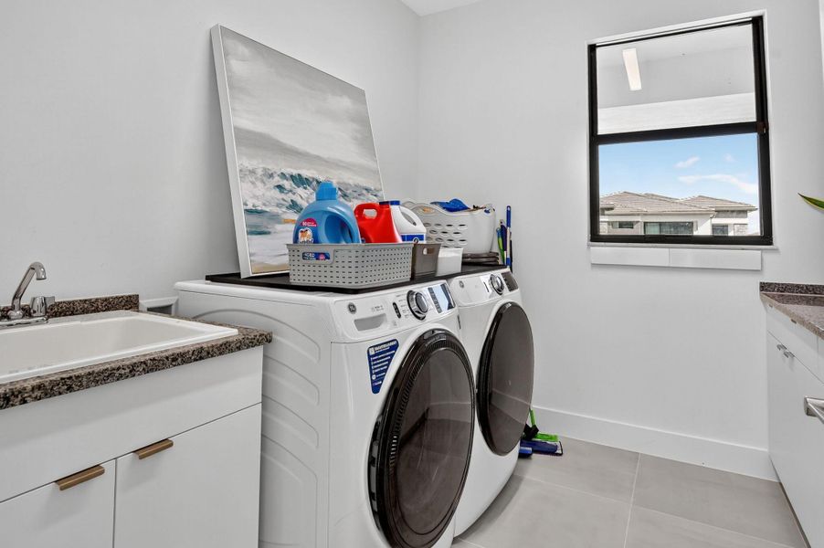 Furnished interior view inside a new home in , Boca Raton (Image 32). Furnished interior view inside a new home in , Boca Raton (Image 32).