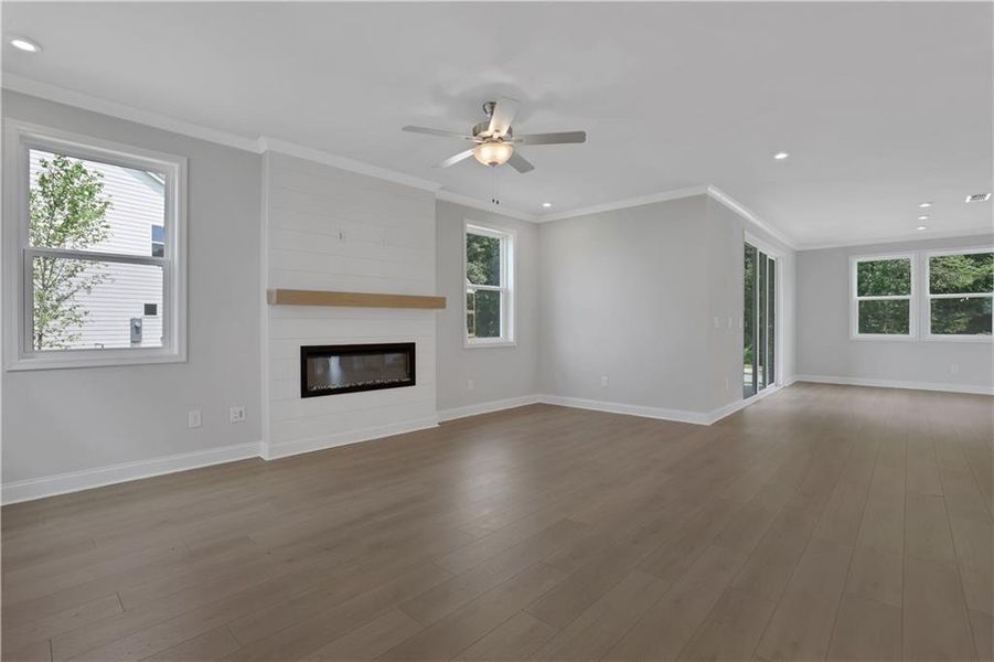 Spacious, unfurnished interior of a new home in The Paddocks at Doc Hughes, Buford (Image 39).