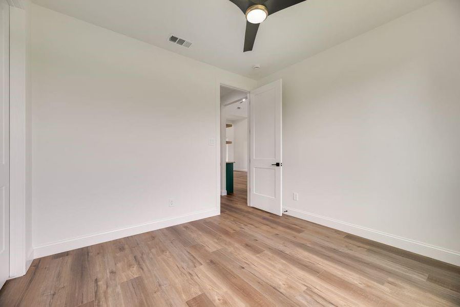 Spacious, unfurnished interior of a new home in , Corsicana (Image 22). Spacious, unfurnished interior of a new home in , Corsicana (Image 22).