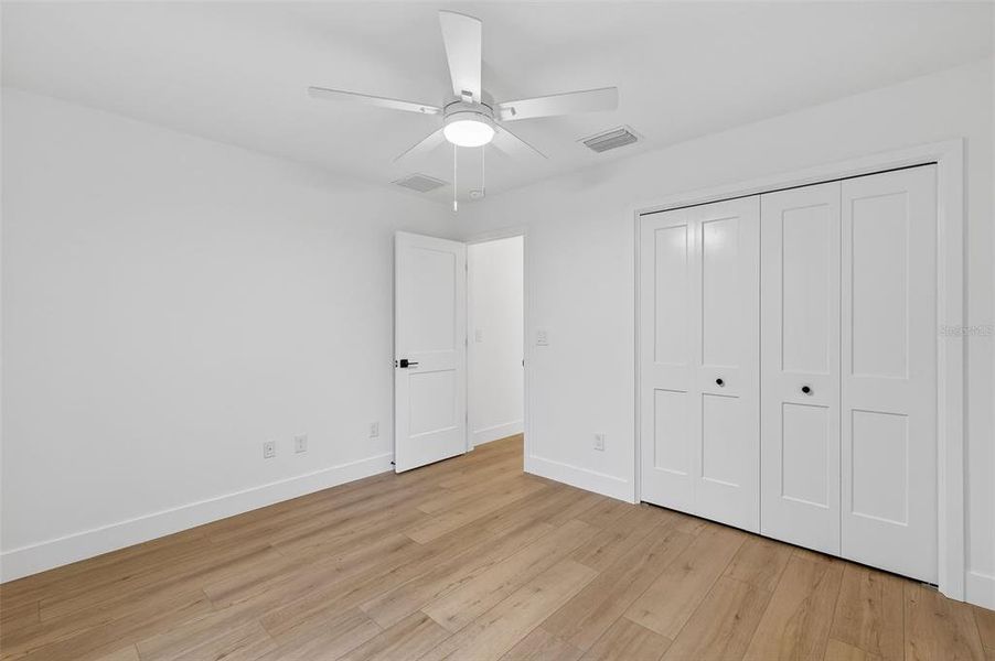 Spacious, unfurnished interior of a new home in , Wildwood (Image 27).