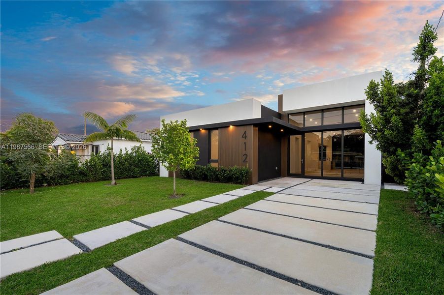 Image 49 of a home in .