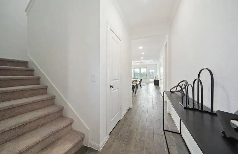 MODEL HOME images may NOT be consistent with the finished product. MODEL HOME images may NOT be consistent with the finished product.