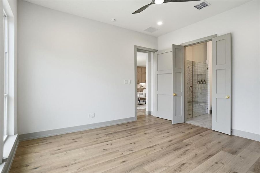 Spacious, unfurnished interior of a new home in , Roanoke (Image 24).
