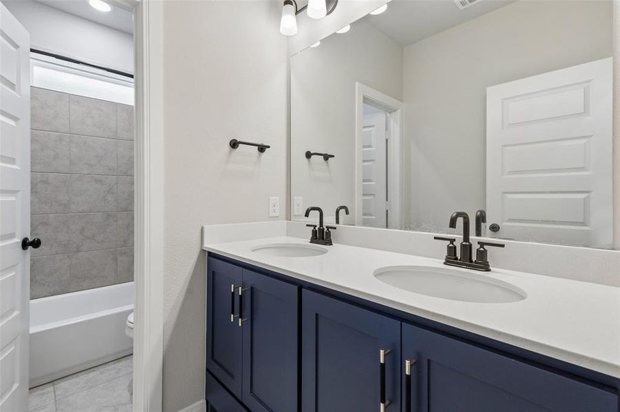 Image 36 of a home in .