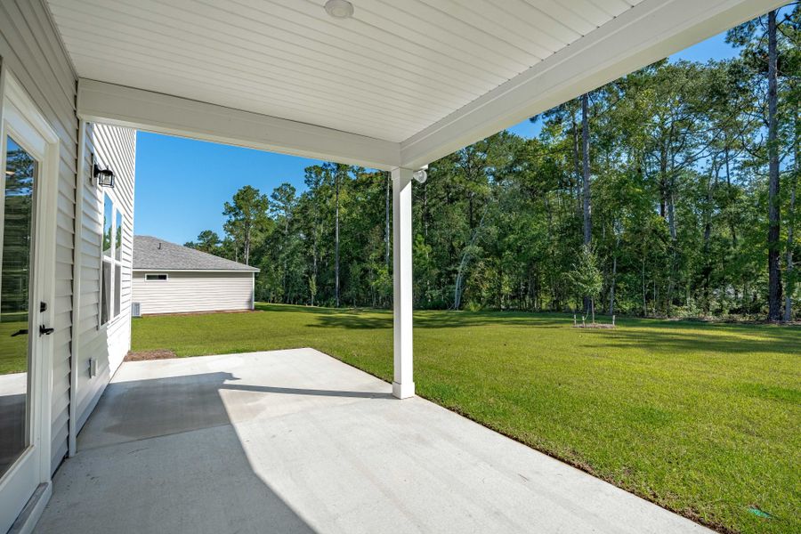 Exterior details and patio area of a home in Oakleaf Chase, Blythewood (Image 4).