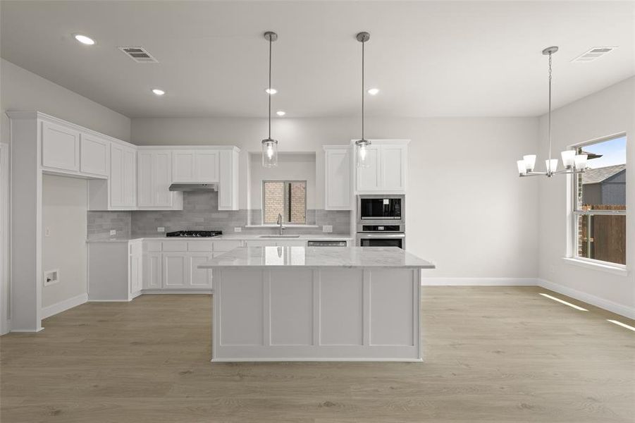 428 Burrow- Kitchen-2