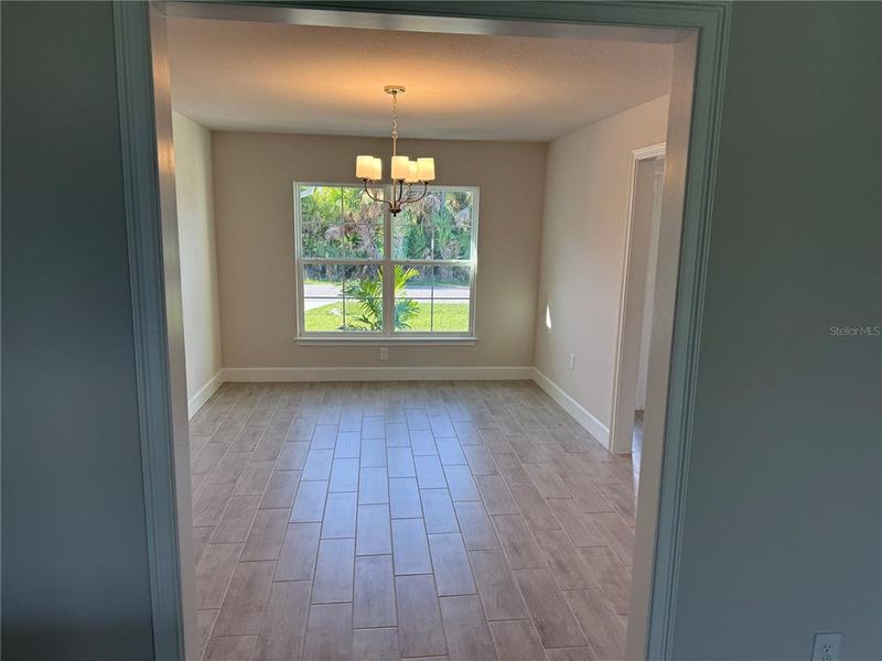 Spacious, unfurnished interior of a new home in , Port Charlotte (Image 20).