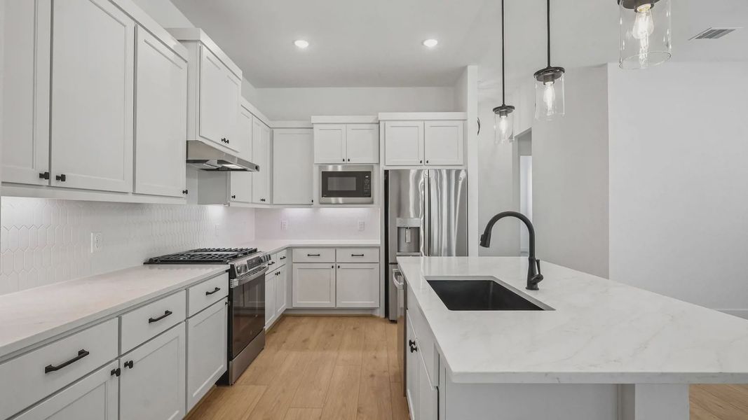 Representative furnished interior of a home built from the Oxford by Chesmar Homes in Parkside on the River, Georgetown (Image 9).