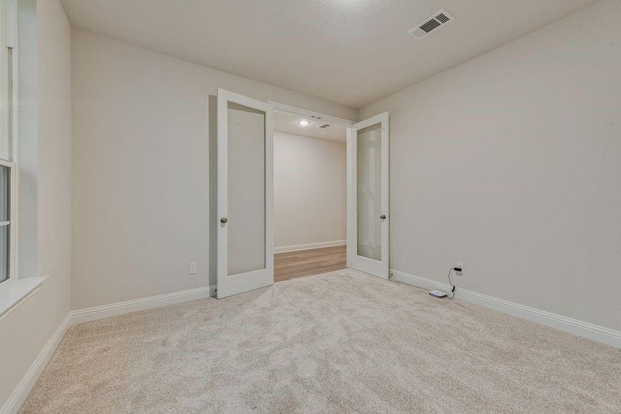 Spacious, unfurnished interior of a new home in Creekside of Crowley, Crowley (Image 25).